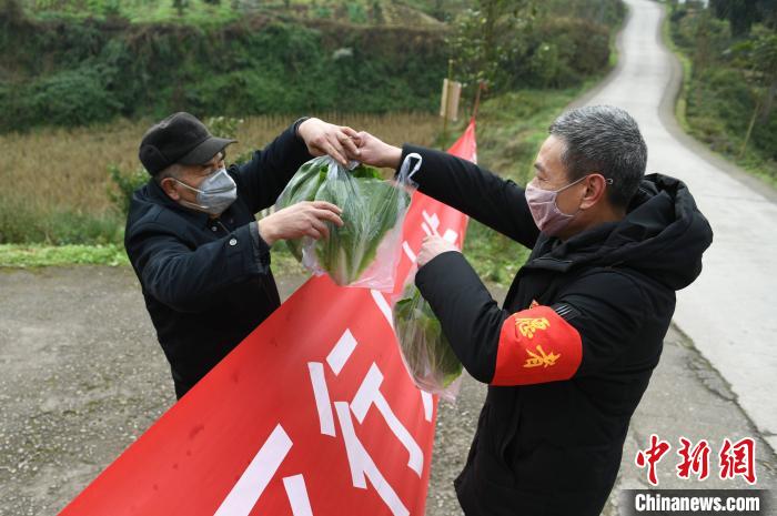 四川廣安三分之二機(jī)關(guān)干部深入基層：防疫不放松發(fā)展不動搖